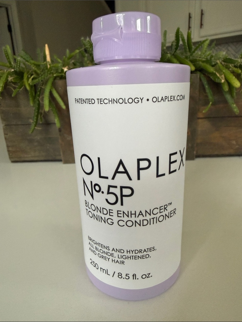 OLAPLEX No.5P Blonde Enhancer Toning Conditioner - Lavender